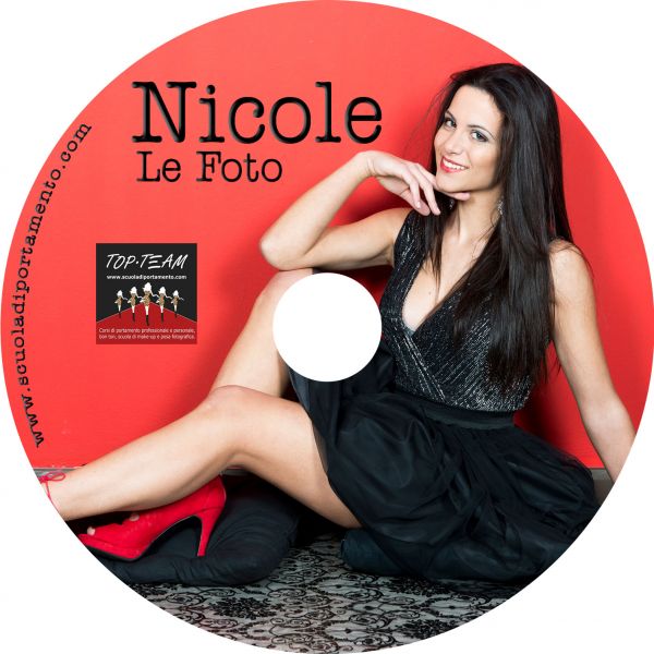 modello-cd-dvd-nicole45511FBA-8F99-736D-D2EB-047073841A29.jpg